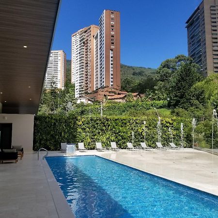 מדיין Estelar La Torre Suites מראה חיצוני תמונה