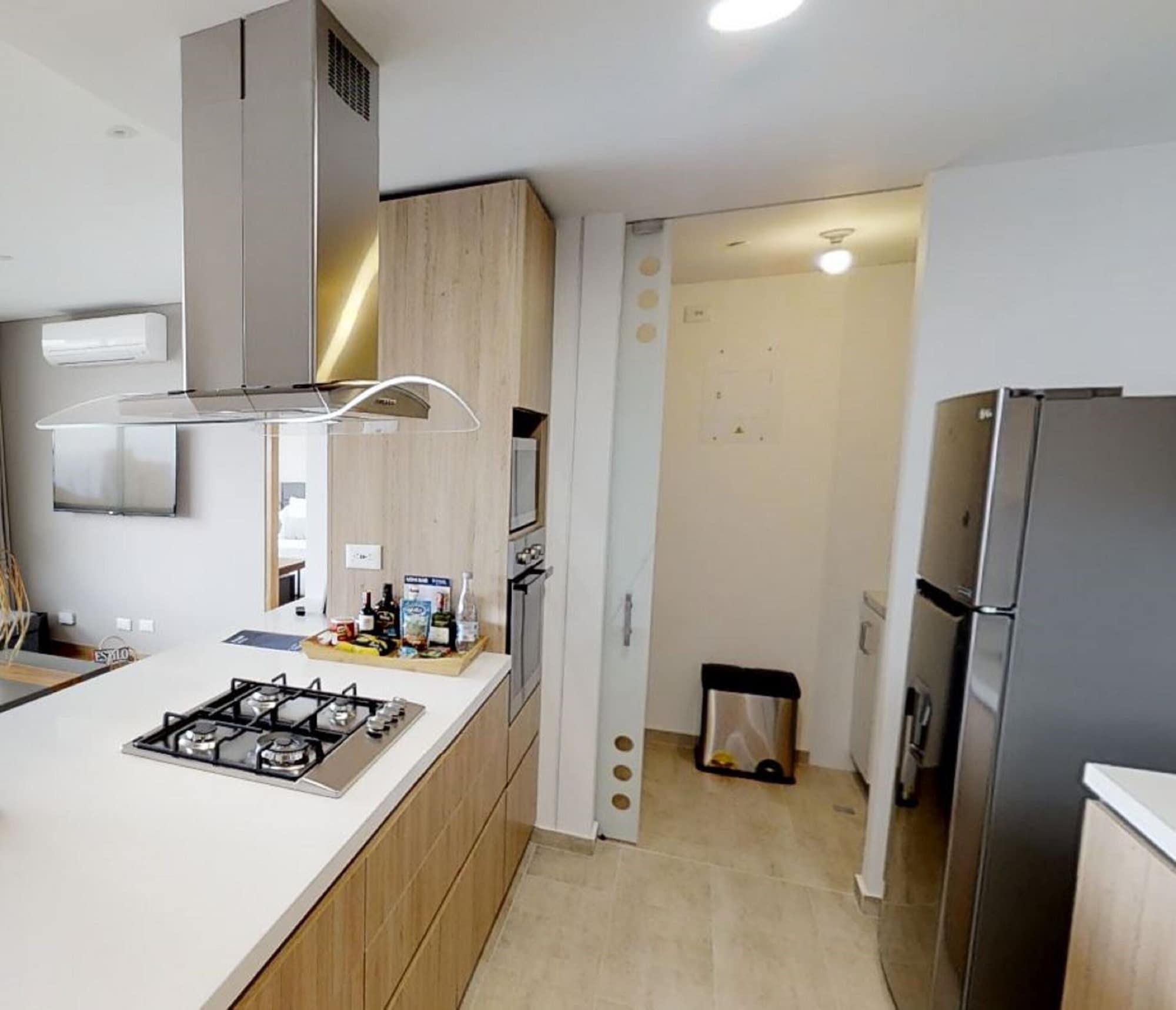 מדיין Estelar La Torre Suites מראה חיצוני תמונה