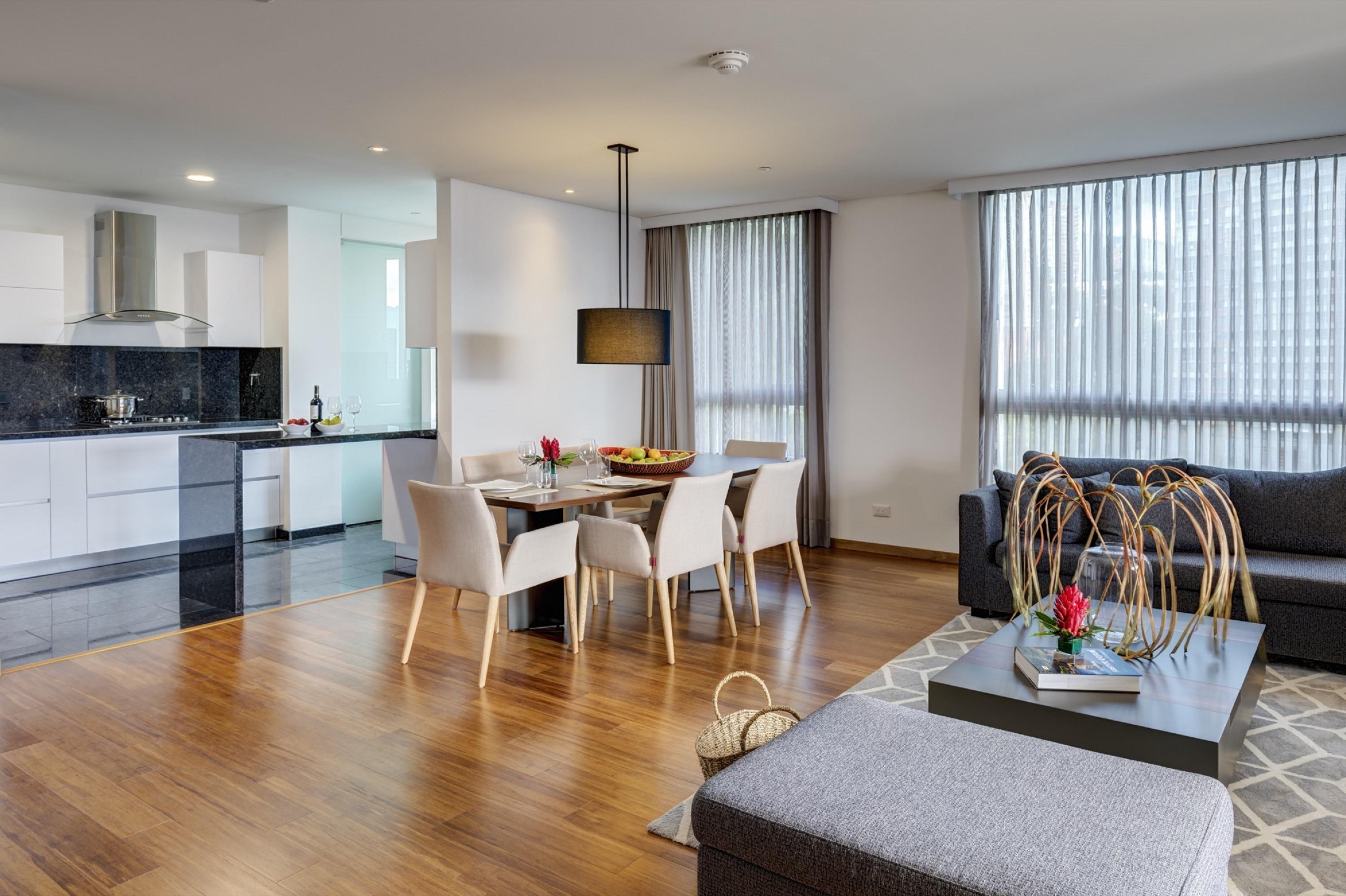מדיין Estelar La Torre Suites מראה חיצוני תמונה