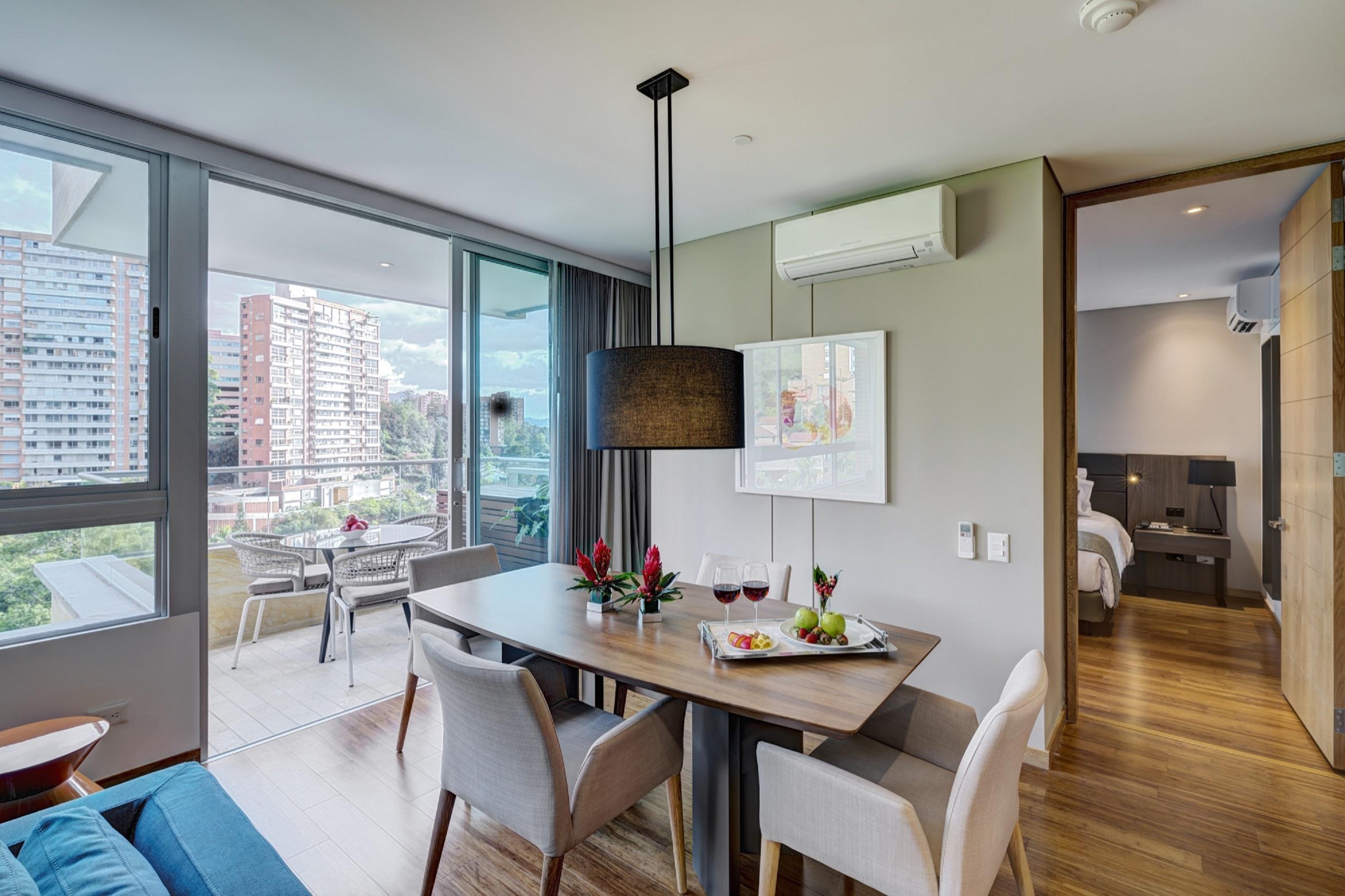 מדיין Estelar La Torre Suites מראה חיצוני תמונה