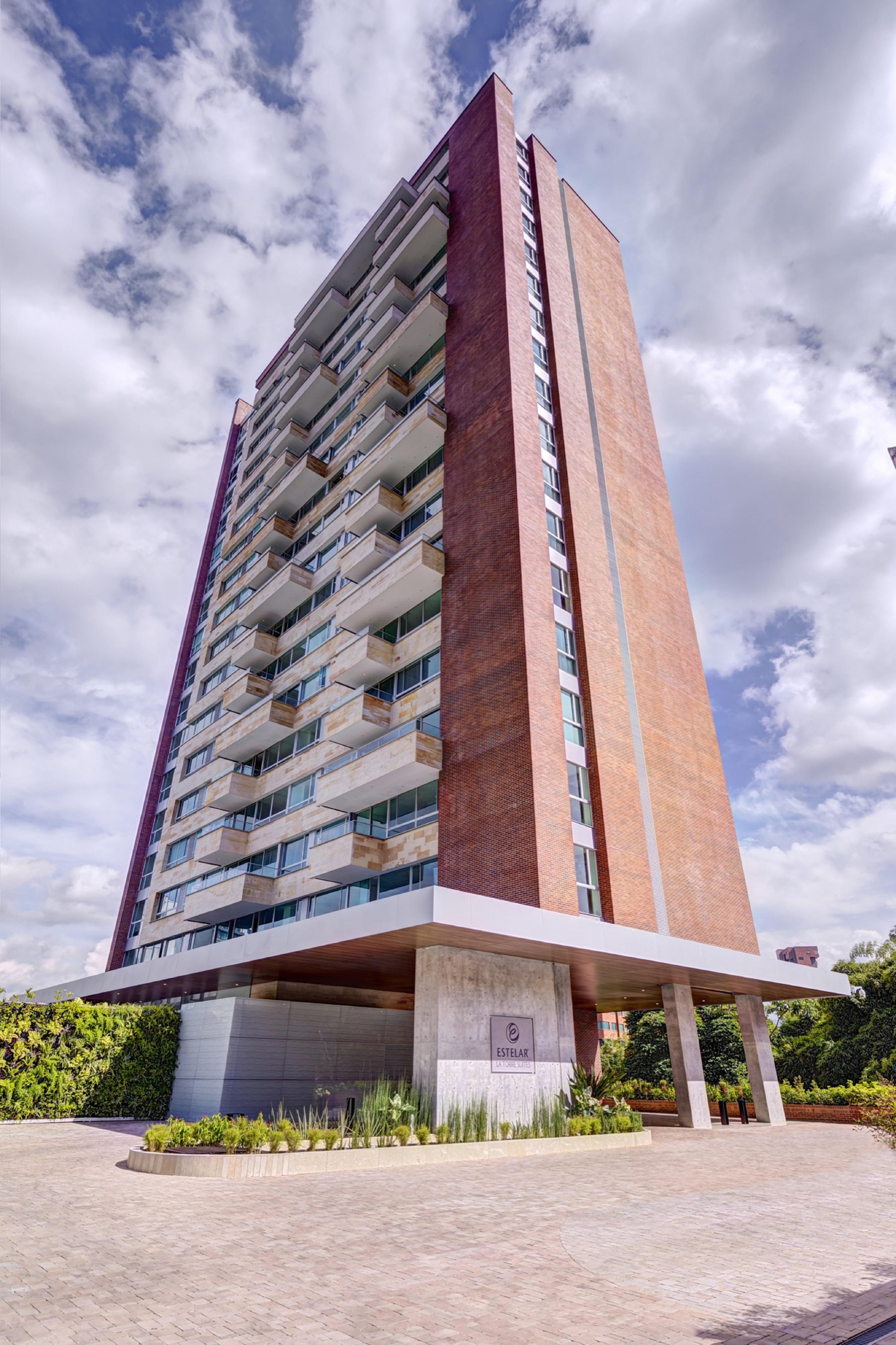 מדיין Estelar La Torre Suites מראה חיצוני תמונה