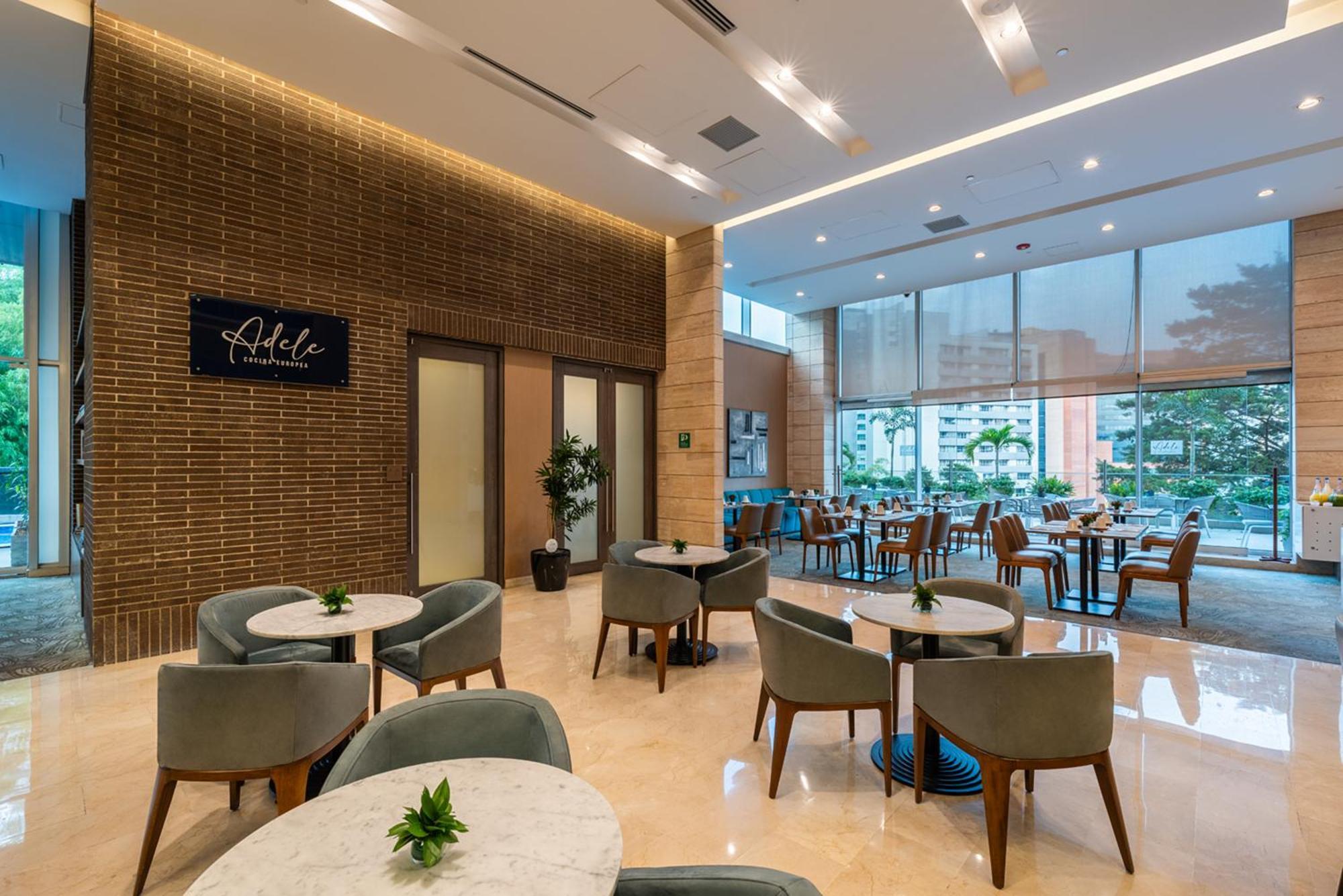 מדיין Estelar La Torre Suites מראה חיצוני תמונה