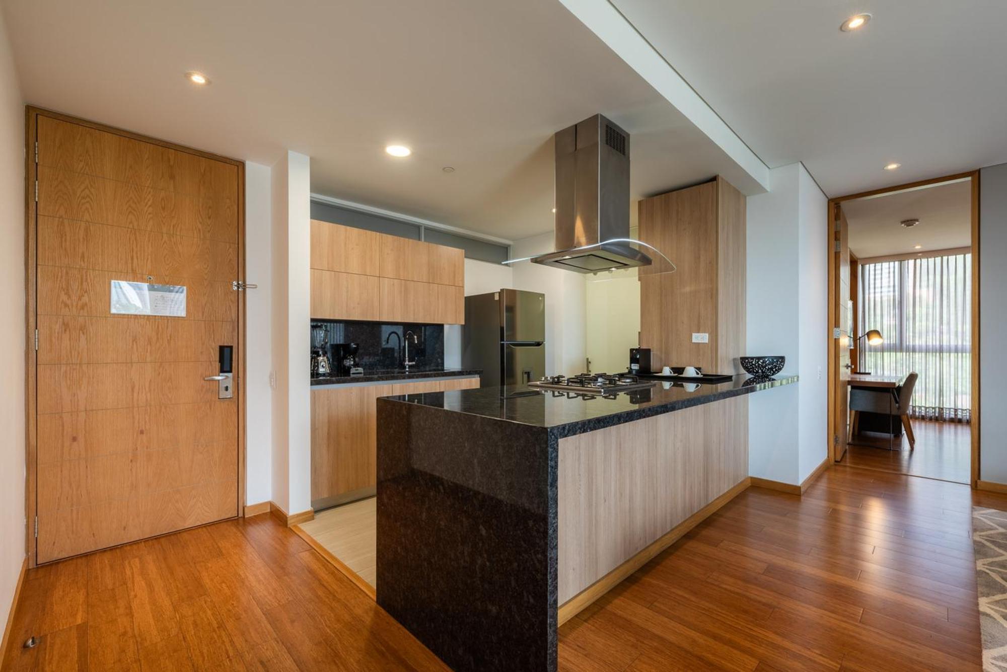 מדיין Estelar La Torre Suites מראה חיצוני תמונה
