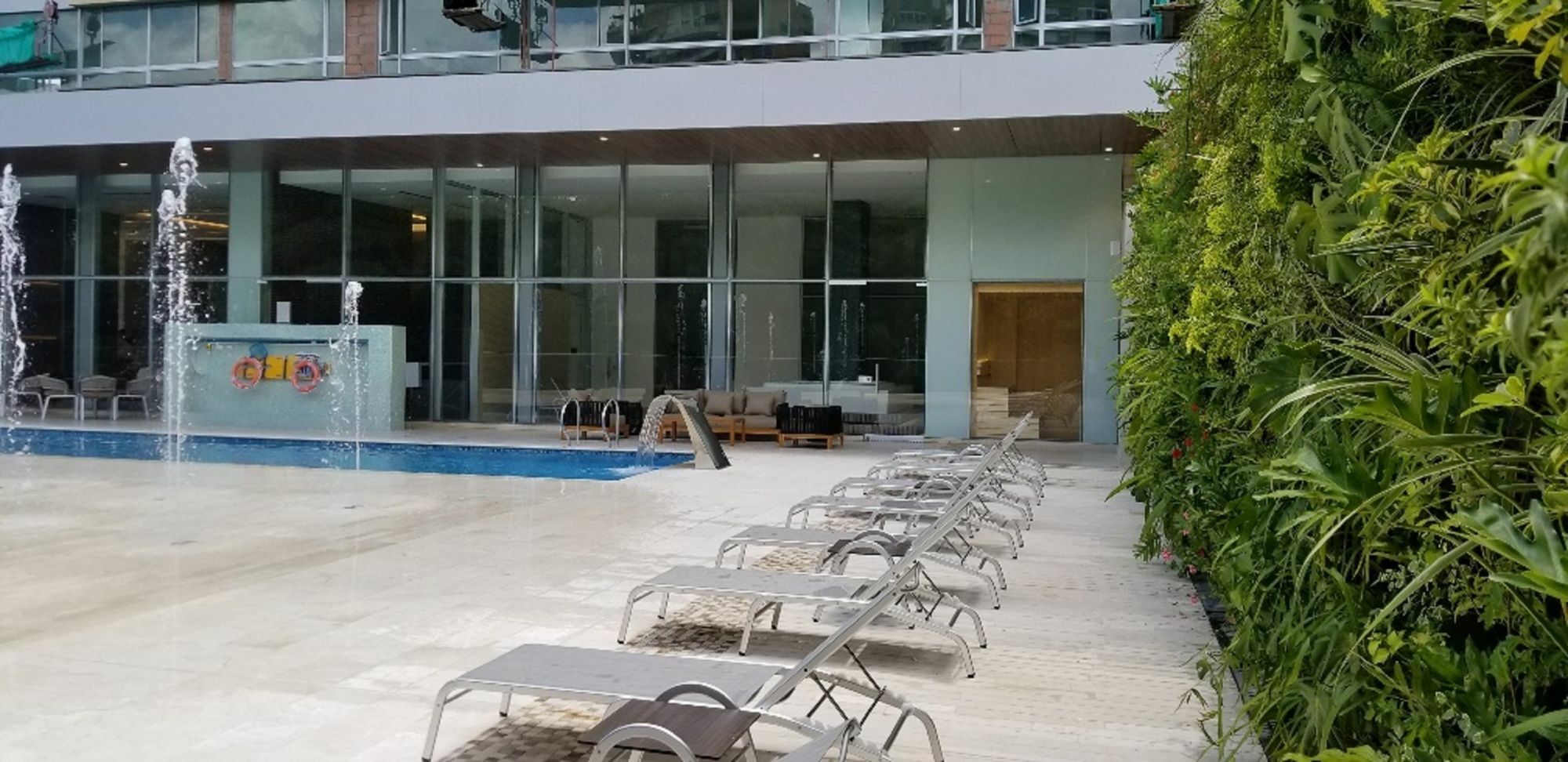 מדיין Estelar La Torre Suites מראה חיצוני תמונה